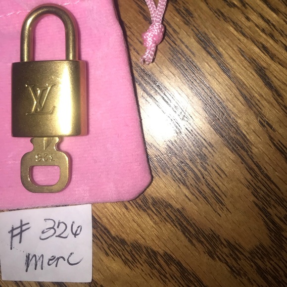 Vintage Authentic Louis Vuitton Lock/Key set - Picture 1 of 3